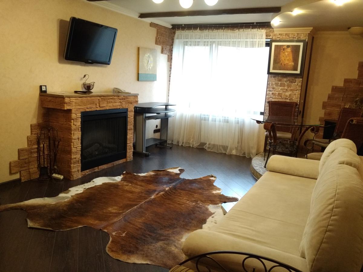 קייב Hotel Service Predslava On Antonovicha Street מראה חיצוני תמונה