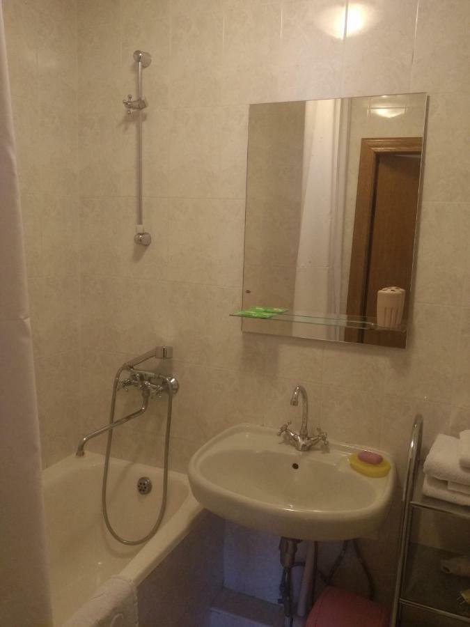 קייב Hotel Service Predslava On Antonovicha Street מראה חיצוני תמונה